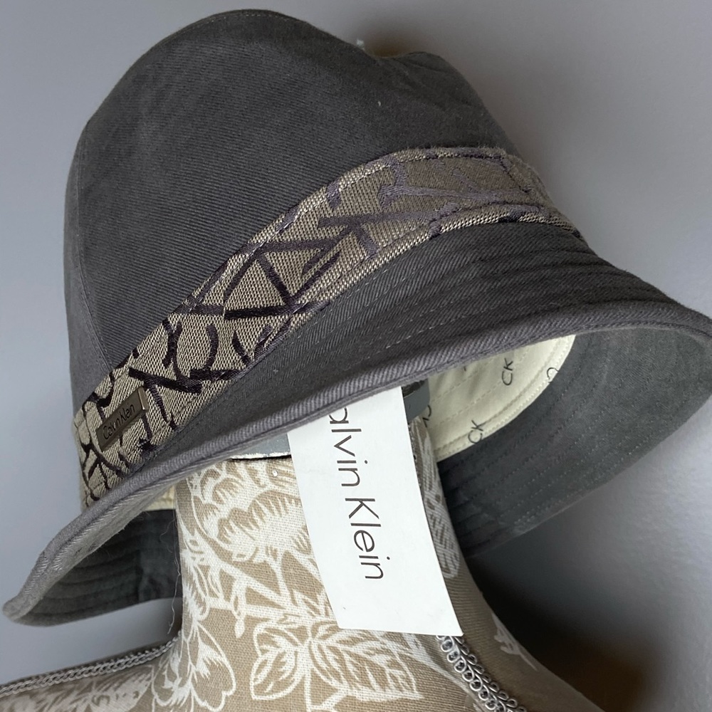 Calvin Klein hat